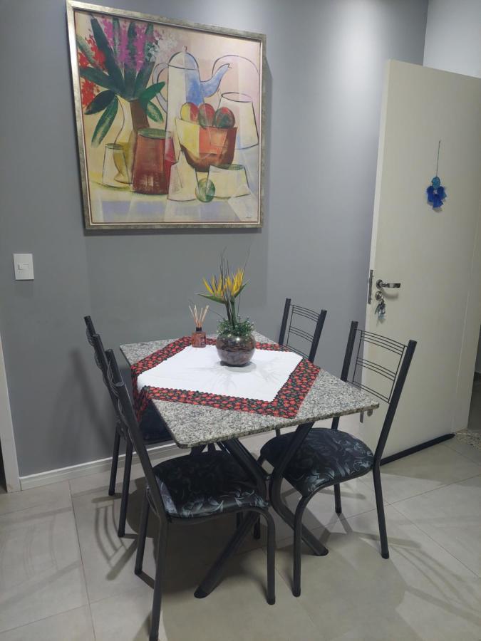 Otimo Apartamento Sobreloja Com Wifi E Estacionamento Incluso Maringa Exterior photo